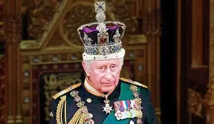 国王杯倒计时，金州勇士清晨状态回暖，细节引发关注，悬念犹存，赛程密集仍需轮换